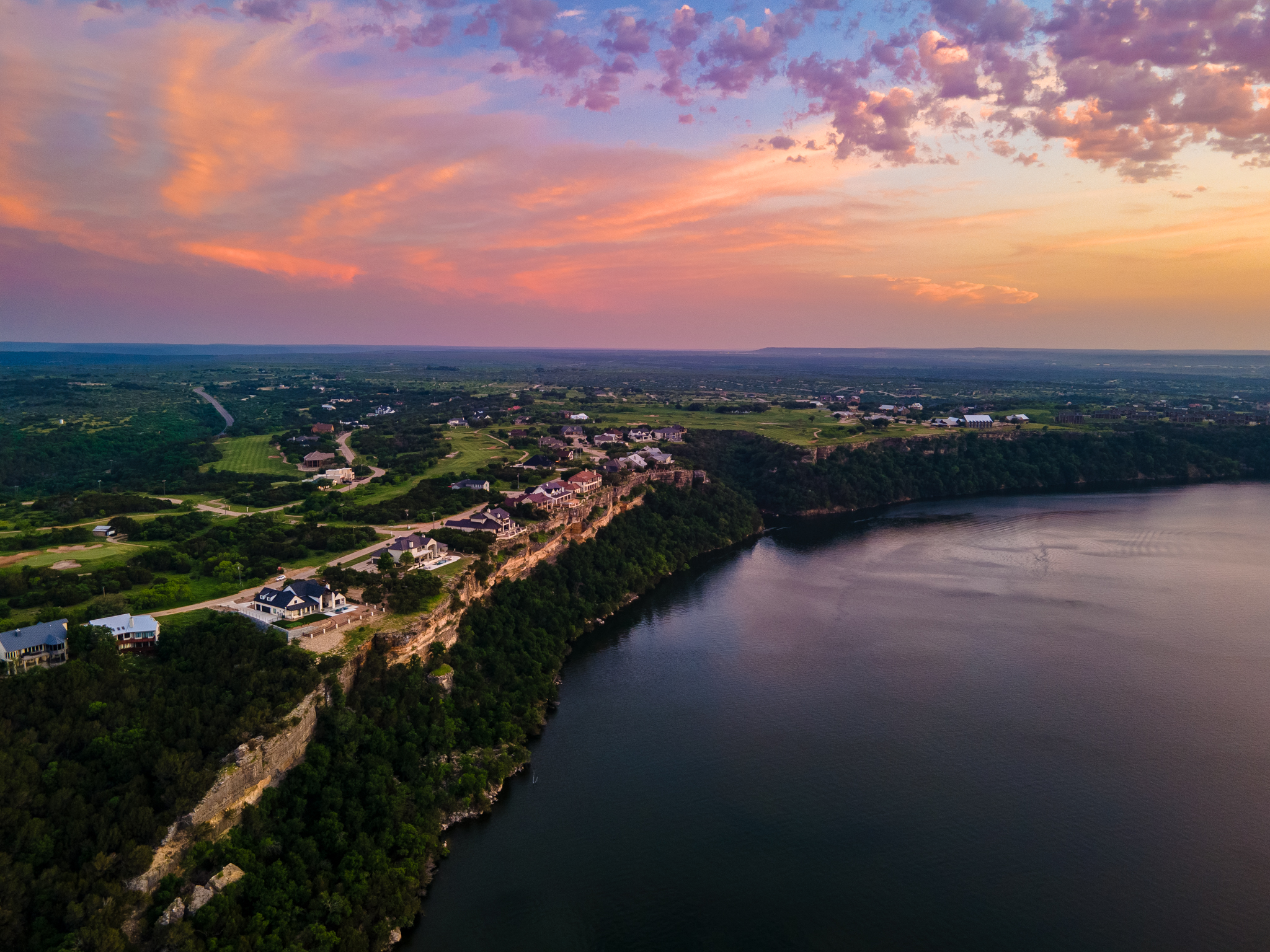 Cliff line and homes in The Cliffs Resort