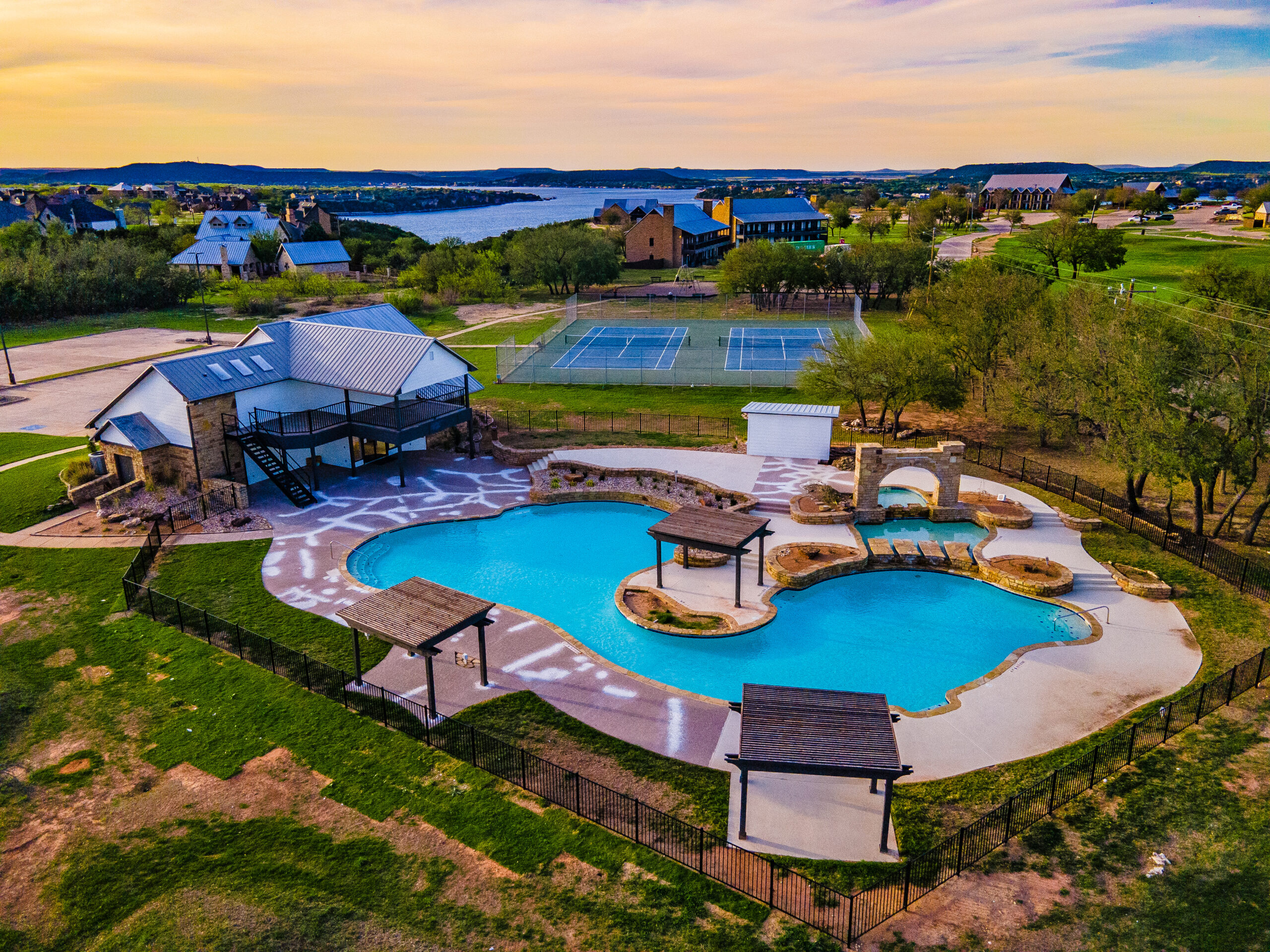 The Cliffs Resort pool and club house